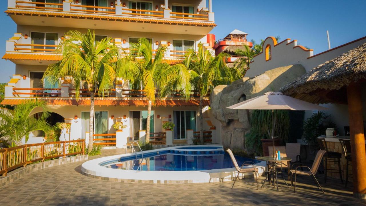 Bonito Hotel By Arans Zihuatanejo Exterior photo