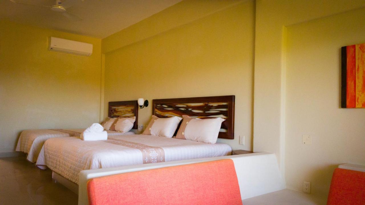 Bonito Hotel By Arans Zihuatanejo Exterior photo