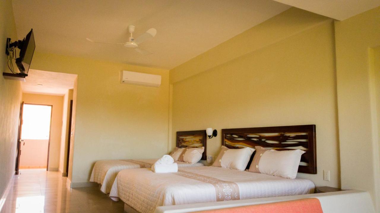 Bonito Hotel By Arans Zihuatanejo Exterior photo