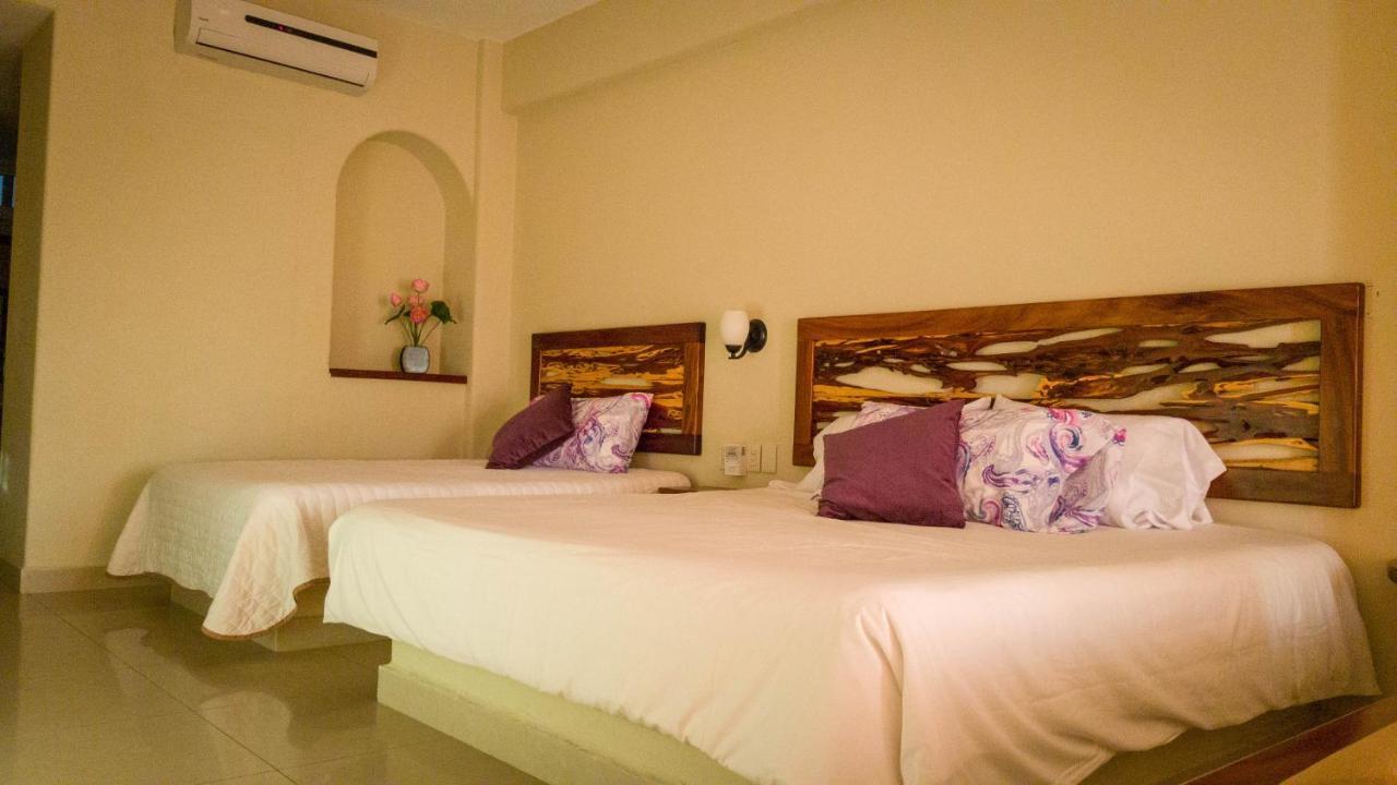 Bonito Hotel By Arans Zihuatanejo Exterior photo