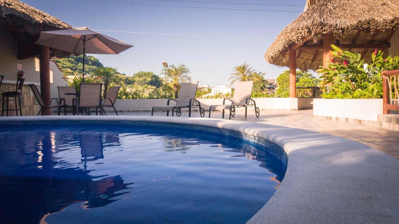 Bonito Hotel By Arans Zihuatanejo Exterior photo